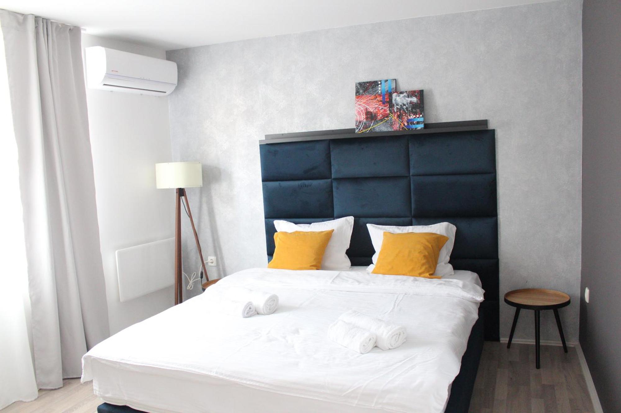 Race For Space Apartament